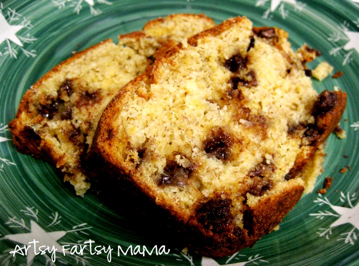 Easy 3 Ingredient Banana Bread at artsyfartsymama.com #easyrecipe #banana #bread