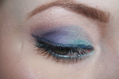 make up geek mermaid twilight duchess swatch