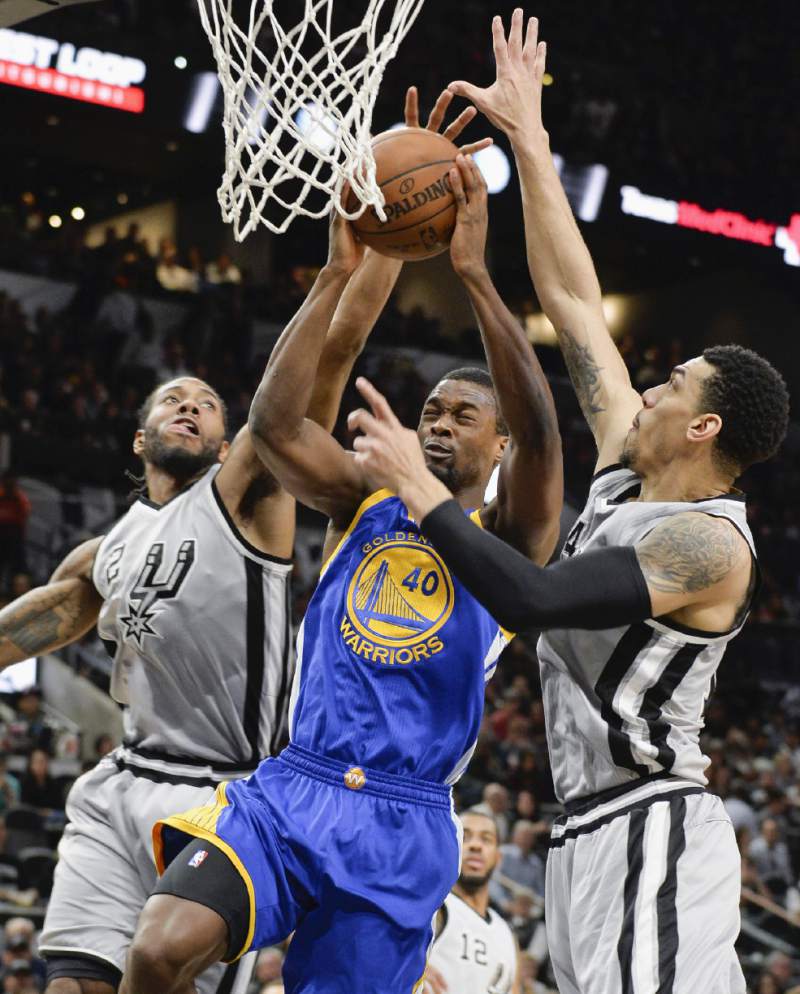 Nothing If Not Random San Antonio Spurs Defeat Golden State Warrior to Keep Home Streak Alive Nothing If Not Random San Antonio Spurs Defeat Golden State Warrior to Keep Home Streak Alive