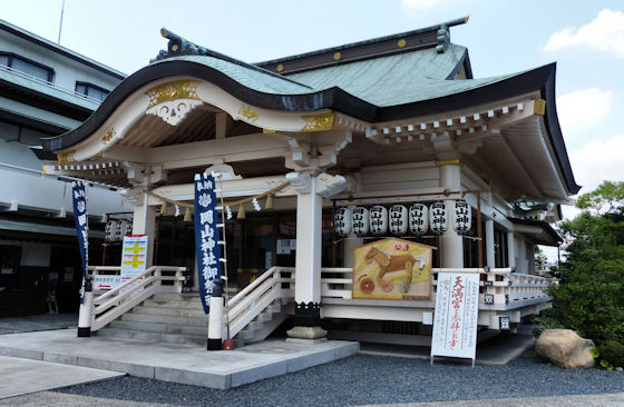 Chinowa at Okayama Shrine