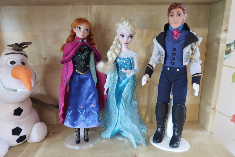 Disney Frozen doll customization face ups - Hans