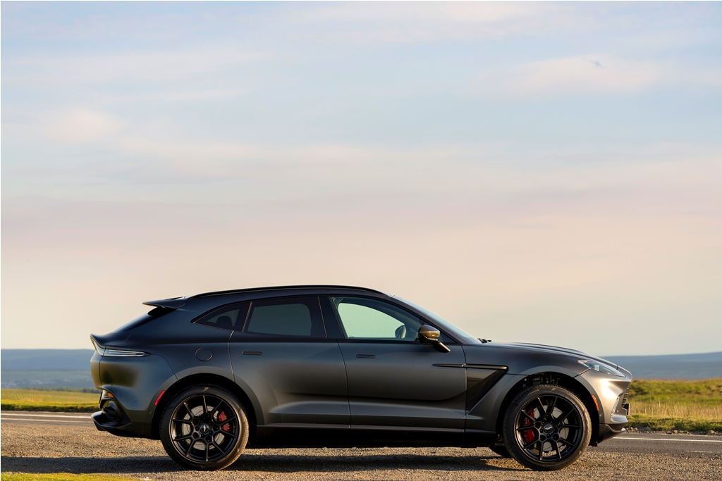 2021 Aston Martin DBX Satin Xenon Grey