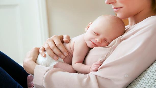 نصائح للأم التي تشك في مرض طفلها نصائح للأم التي تشك في مرض طفلها