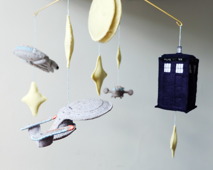 Knitknitknits Sci Fi Mobile