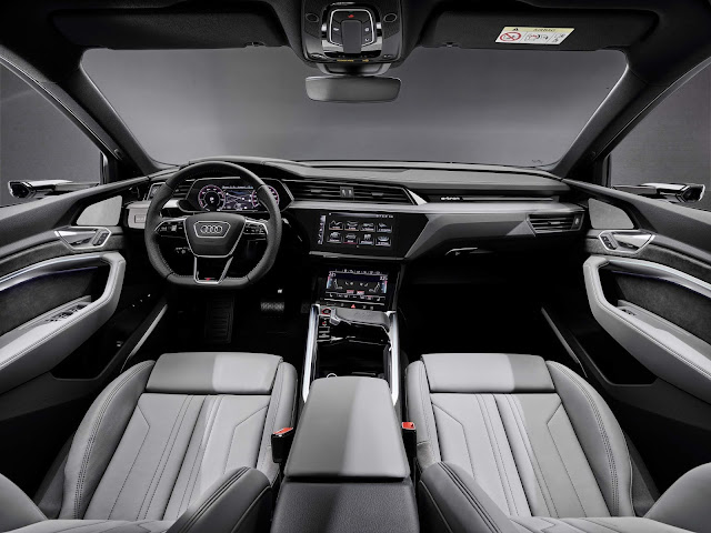 Audi e-tron S: 1º elétrico com 3 motores elétricos precificado