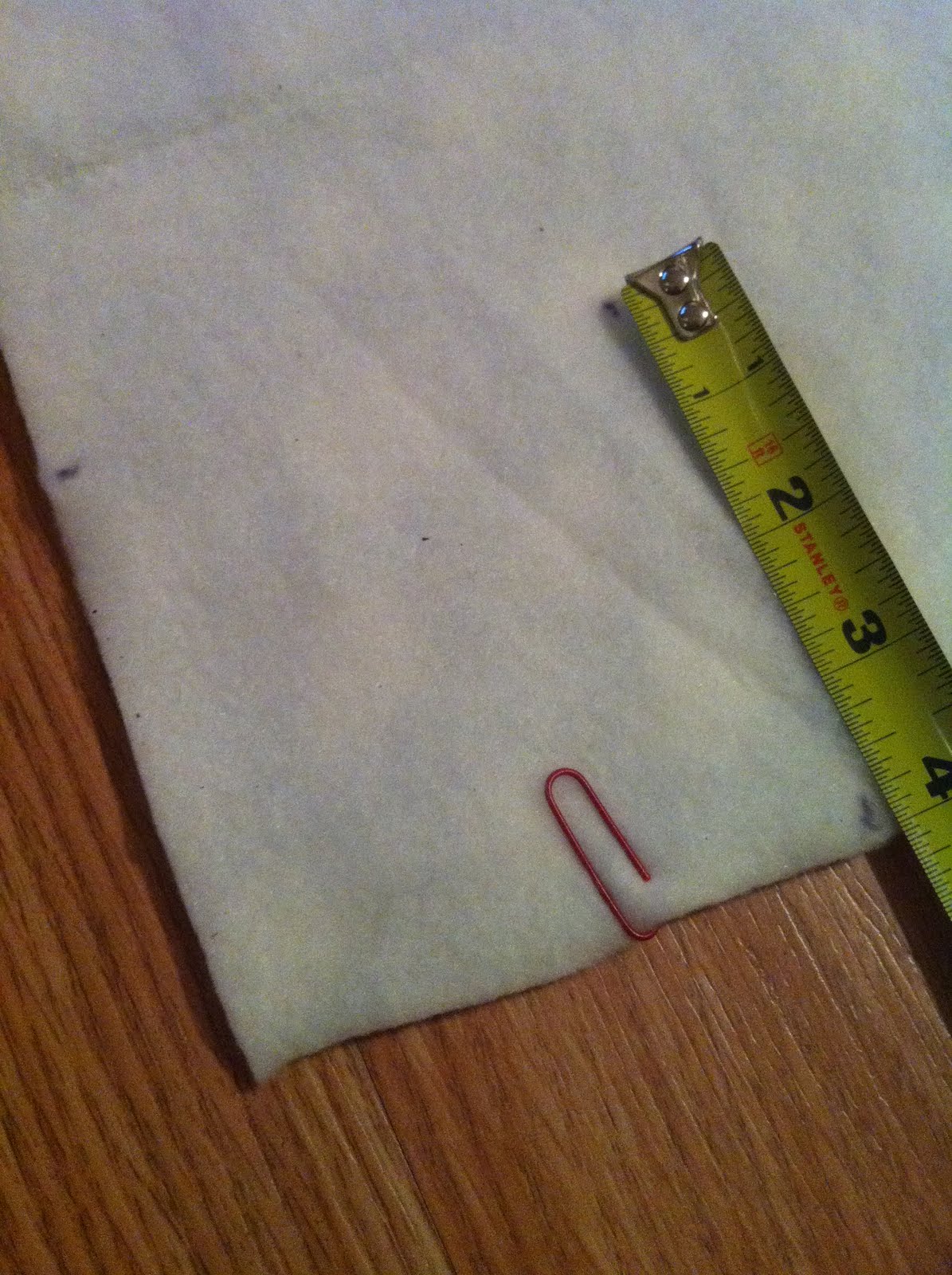 Nest and Nibble Easy NoSew Fleece Tie Blanket Tutorial