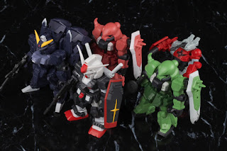 REVIEW Mobile Suit Ensemble 18 (Prototype Gundam, Silver Bullet Suppressor, Zaku Warrior, Zaku Warrior (Luna Maria use), and Gigan), Bandai