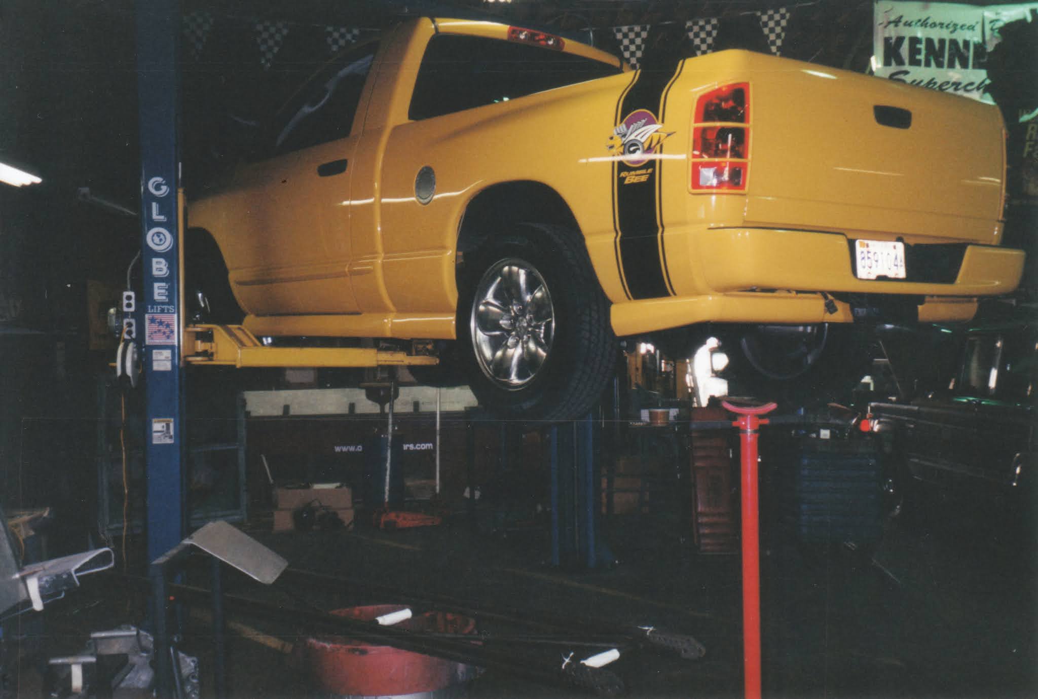 2004 Dodge Ram Rumble Bee Hemi