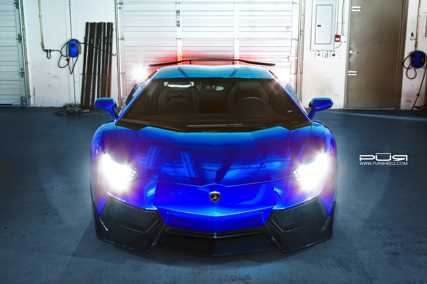 Lamborghini Aventador i lp720 4