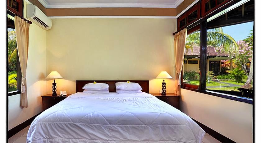 Mascot Beach Hotel ~ Lombok hotels discount