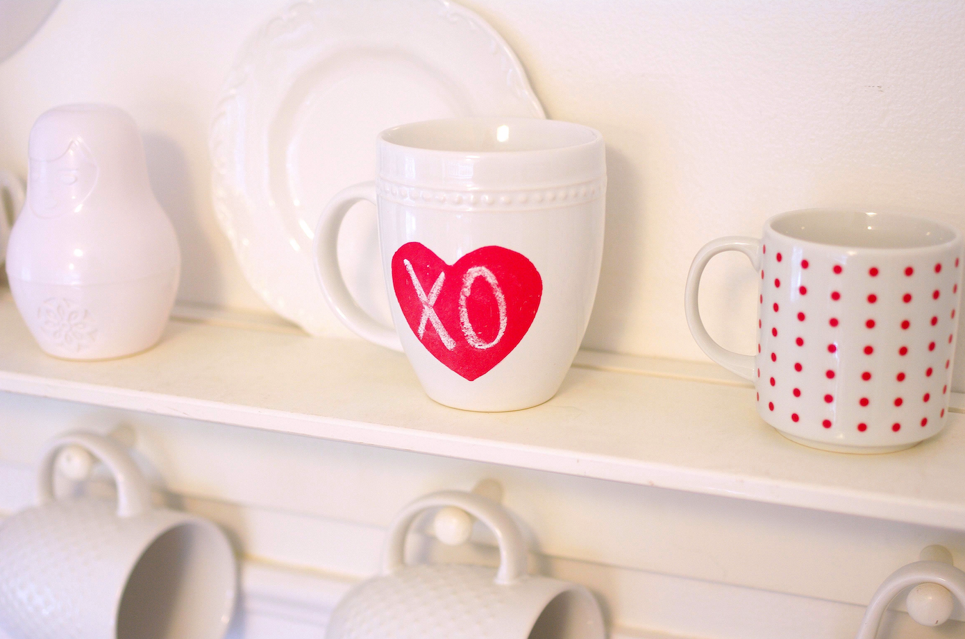 DIY Valentine's Day heart mug