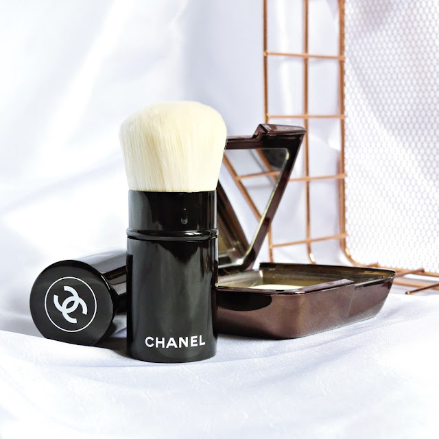 1001 Pasji Porozmawiajmy o pędzlach Chanel Retractable Kabuki Brush
