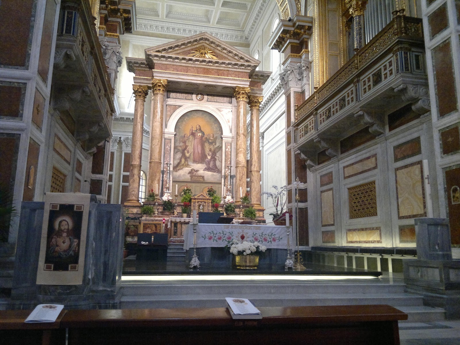 chiamati alla speranza I VENERDI' ALLA BASILICA DEL SACRO CUORE A CASTRO PRETORIO (ROMA) chiamati alla speranza I VENERDI' ALLA BASILICA DEL SACRO CUORE A CASTRO PRETORIO (ROMA)