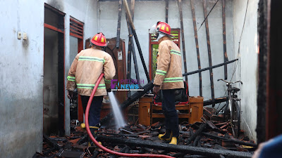 Si Jago Merah Mengamuk Lahap Rumah Warga Di Kembang Kuning