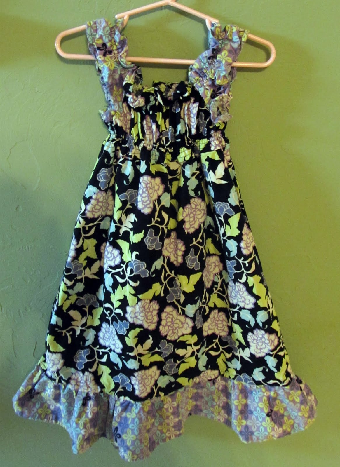 Fast Daze Dress A Girl Around the World {Sewing for Charity}