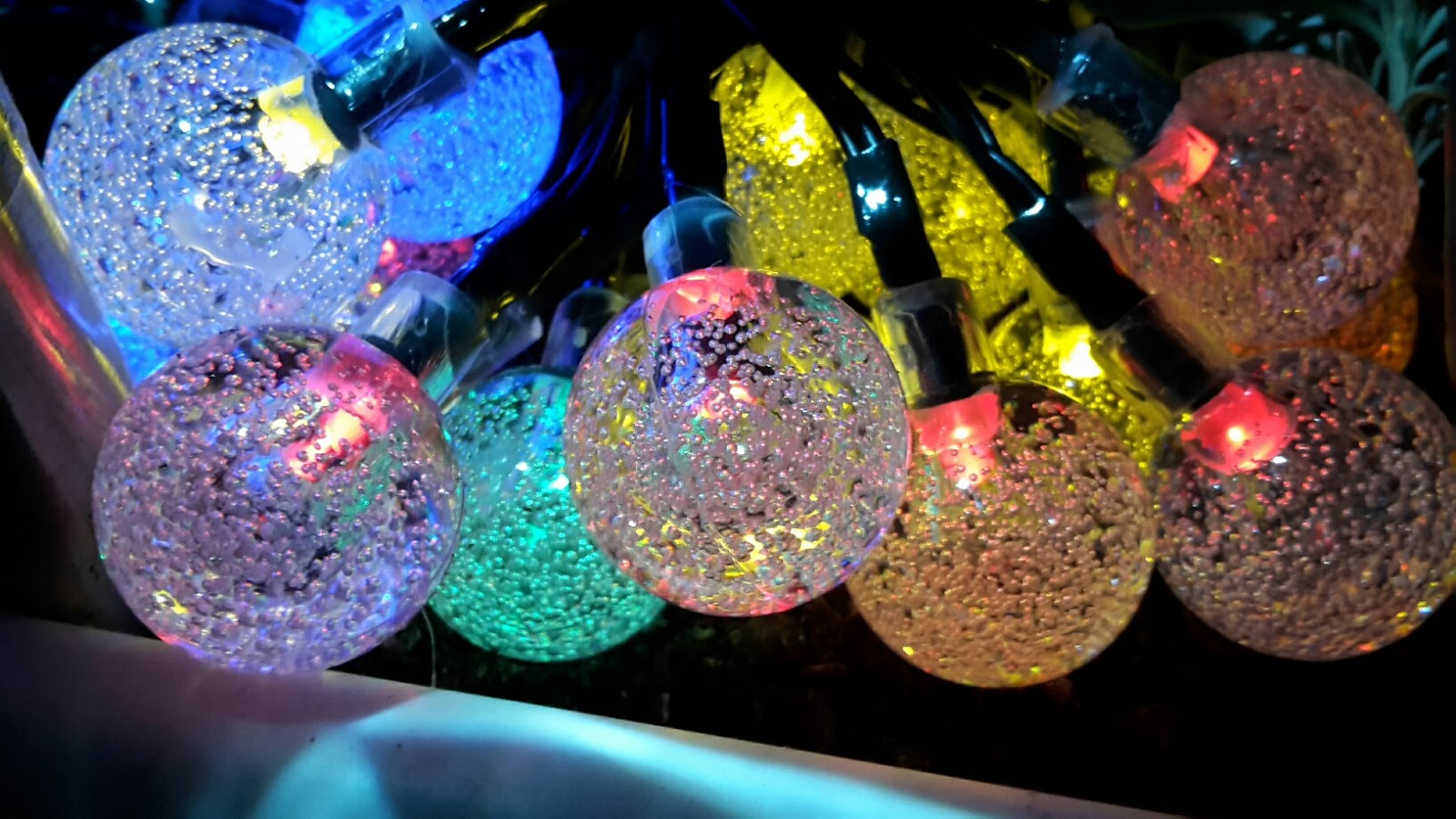 Mona's Blog: Solar Lichterkette, iAmer 6M 30 LED Kristallkugeln