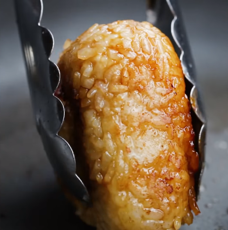 Beef Broccoli-Stuffed Rice Triangles #beef #poke #cake #spaghetti >> # ...