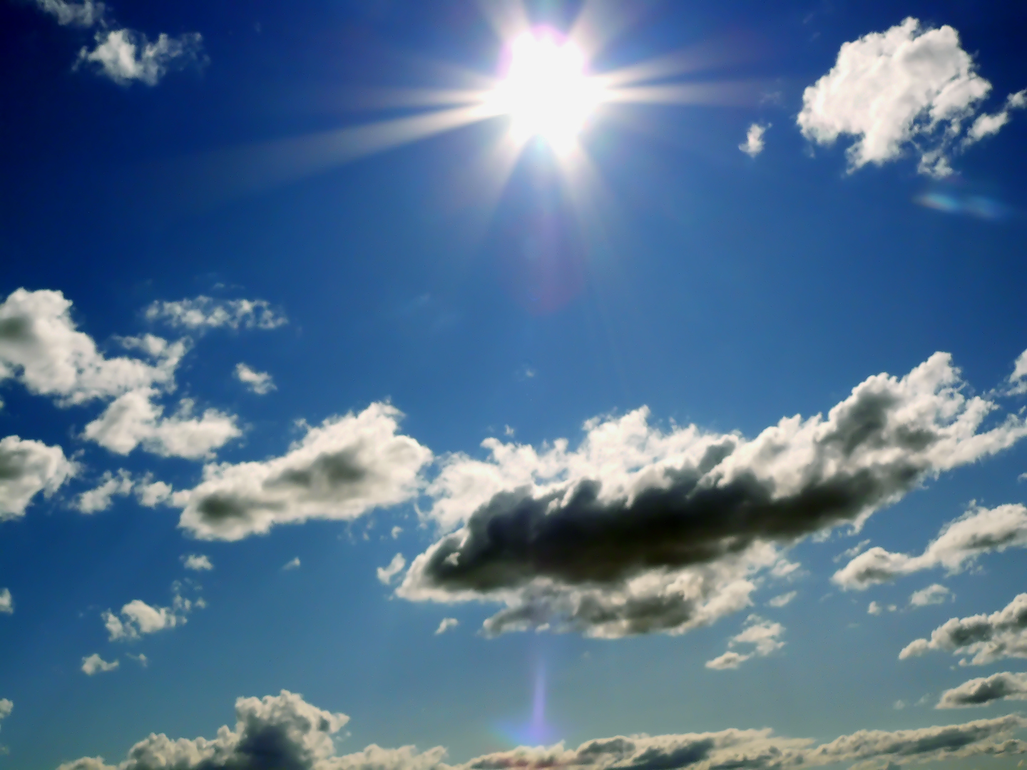 Fotos e Imagenes: Cielo , sol y nubes