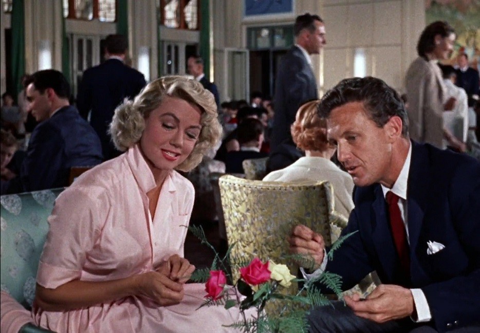 A ÚLTIMA VIAGEM (DUAL ÁUDIO/1080P) – 1960 Vlcsnap-2020-02-13-17h02m17s273%2B%255BLargura%2BM%25C3%25A1x%2B2400%2BAltura%2BM%25C3%25A1x%2B1800%255D