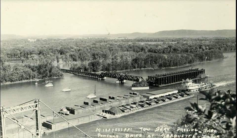 Industrial History 1932+1974 Bridges over Mississippi River at Prairie