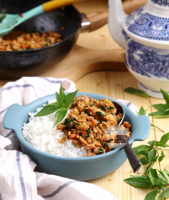 Resep Thai Chicken Basil & Simple Living Just Try & Taste
