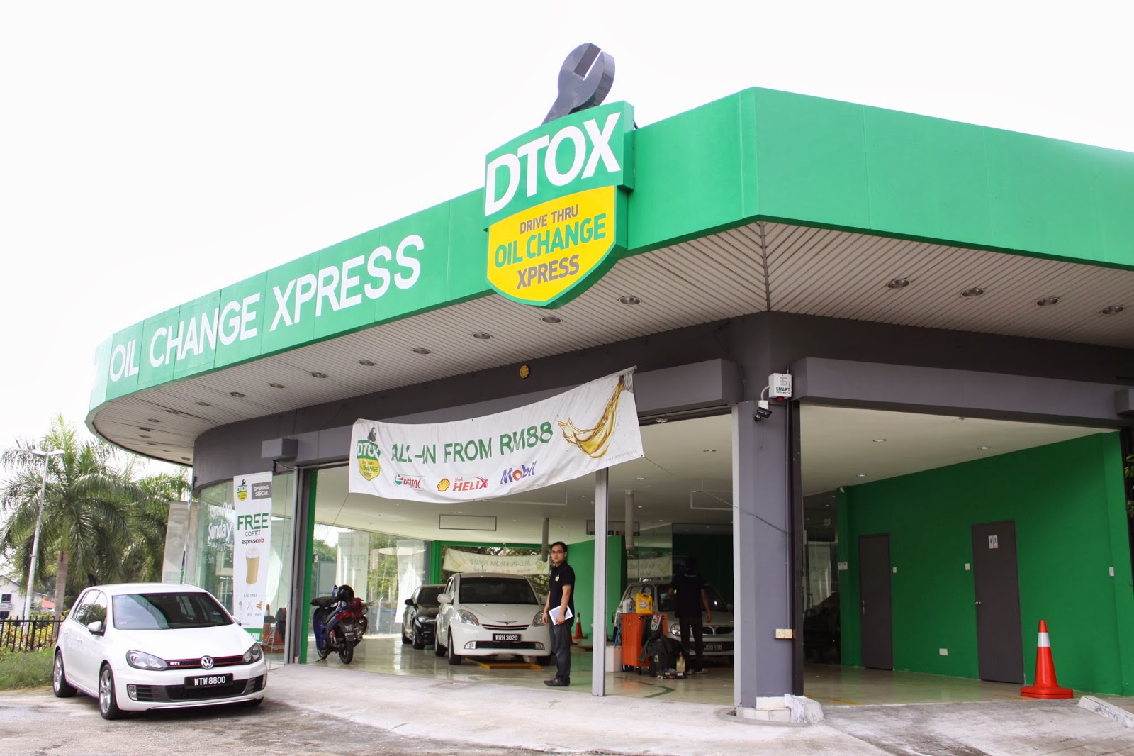 SureshRyan DTOX Drive Thru Oil Change Express 10 Minutes