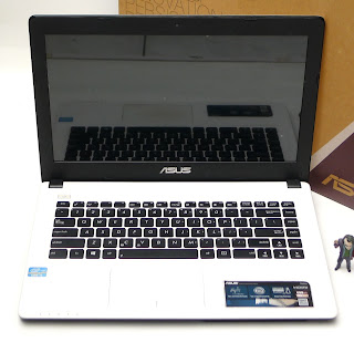 Laptop Gaming ASUS X452C Core i3 Double VGA Fullset