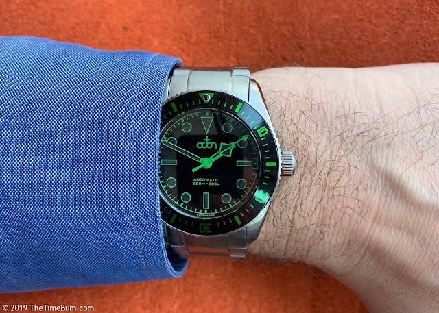 Octon automatic dive watch black green wrist