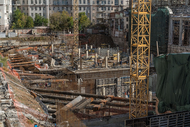 cantiere-edile-solai-post-tesi