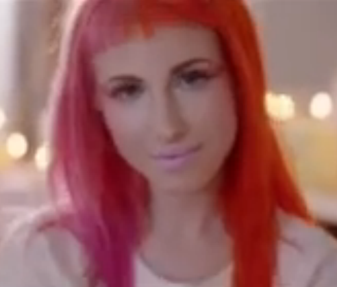Kumpulan Lirik Lagu dan Chord Gitar: Paramore - Still Into You