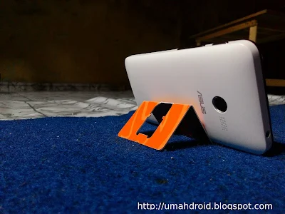 Memanfaatkan Bekas SIM Card Jadi Dudukan Ponsel