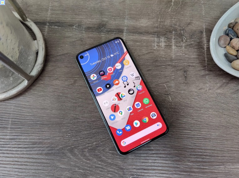 يقال إن هاتف Pixel 5 من Google يعاني من مشكلات في جودة البناء يقال إن هاتف Pixel 5 من Google يعاني من مشكلات في جودة البناء