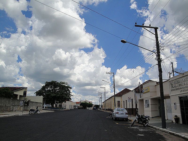 VIAGEM, TURISMO E AVENTURAS POR LUGARES INCRÍVEIS QUATÁ / SÃO PAULO