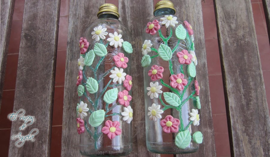 Cómo decorar una botella de cristal con porcelana fría. Regalo para el Día  de la madre | Manualidades