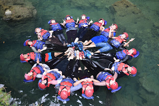 body rafting di green  canyon Pangandaran