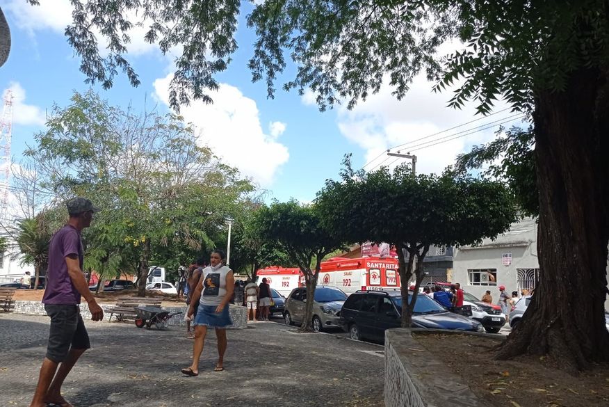 Proprietária de floricultura morre esfaqueada após assaltante invadir estabelecimento e roubar TV em Santa Rita