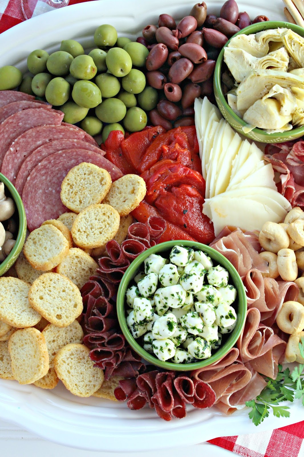 Love and Confections: How to Create an Antipasto Platter #BrunchWeek