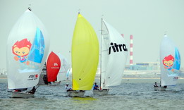 http://asianyachting.com/news/WC15/Western_Circuit_Singapore_2015_Race_Report_3.htm