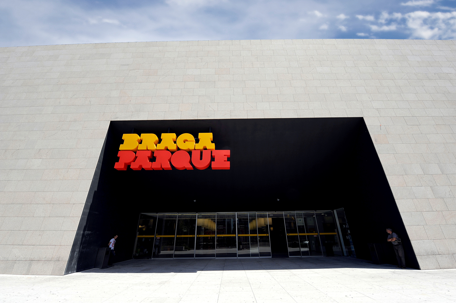 Ultima Hora Braga Parque está com dezenas de novas vagas! Oferta d