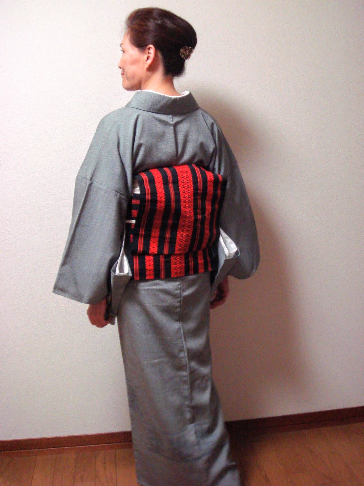 飲み会着物 6年ぶり 塩沢お召の訪問着を着る 50代60代の普段着物 母の着物からハッピーライフ