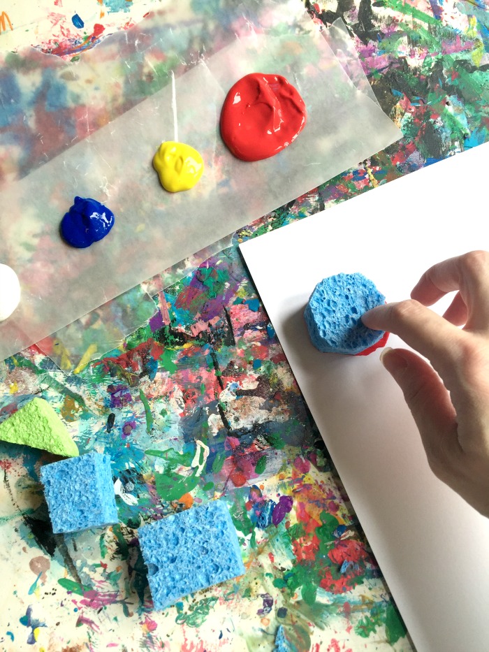 Mini and Mommies Kids' Art Painting with Sponges