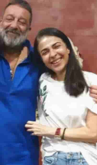 Namrata Dutt Biography Age Height Husband And Family Prarthana karo (pray), the maanayata said on tuesday that plans to take dutt abroad for medical treatment will be taken later. namrata dutt biography age height