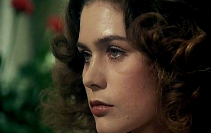 Corinne Cléry as O / The Story Of O (Histoire d'O) (1975) / 69 Screenc...