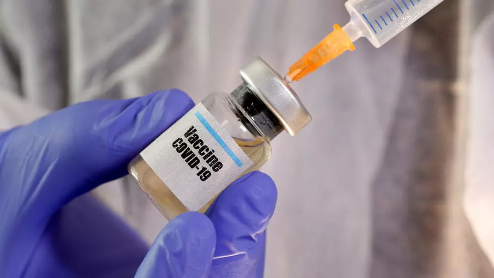 Coronavirus: la vacuna de la Universidad de Oxford será testeada en Brasil