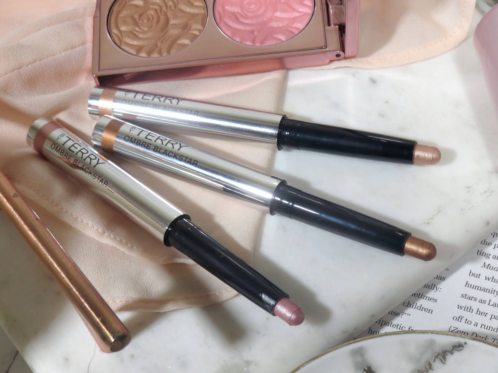  Review By Terry Ombre Blackstar Cream Eyeshadow Pen Summer 2020