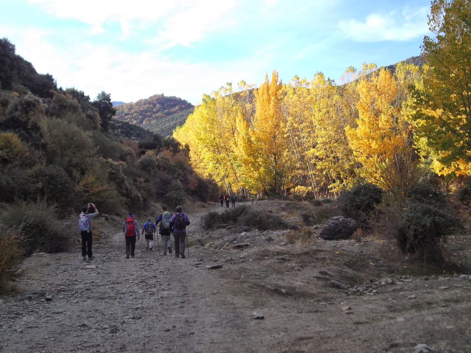 Senderistadelaloma Ruta del Bosque Encantado (Granada) Dehesa del Camarate