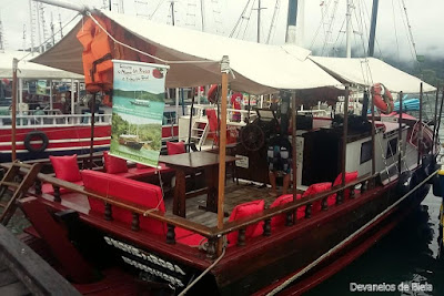 Passeio de barco em Paraty - Rio de Janeiro