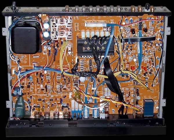 stereonomono - audio Hi Fi Compendium - 14 years on-line: Yamaha C-50