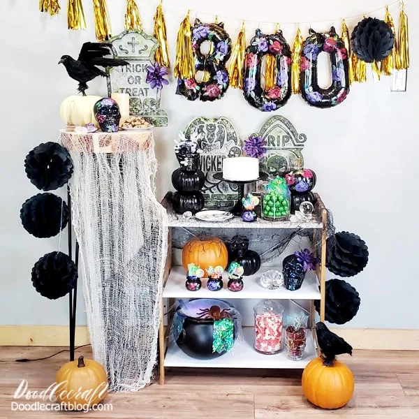 Top 5 Easy DIY Halloween Party Decors Using Chalk Markers  Halloween  chalkboard art, Chalkboard art diy, Halloween chalkboard