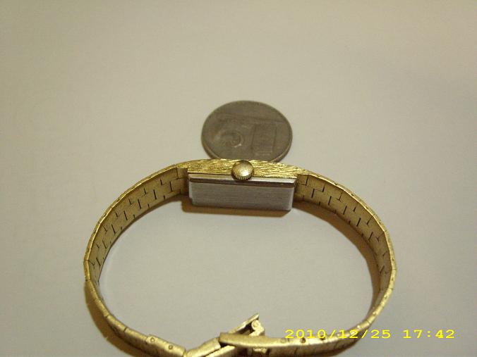accurist vintage ladies gold watches